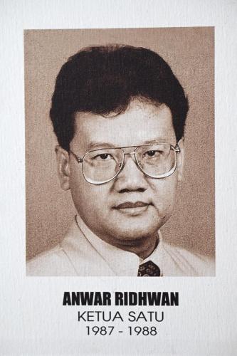 ANWAR RIDHWANKETUA SATU1987-1988